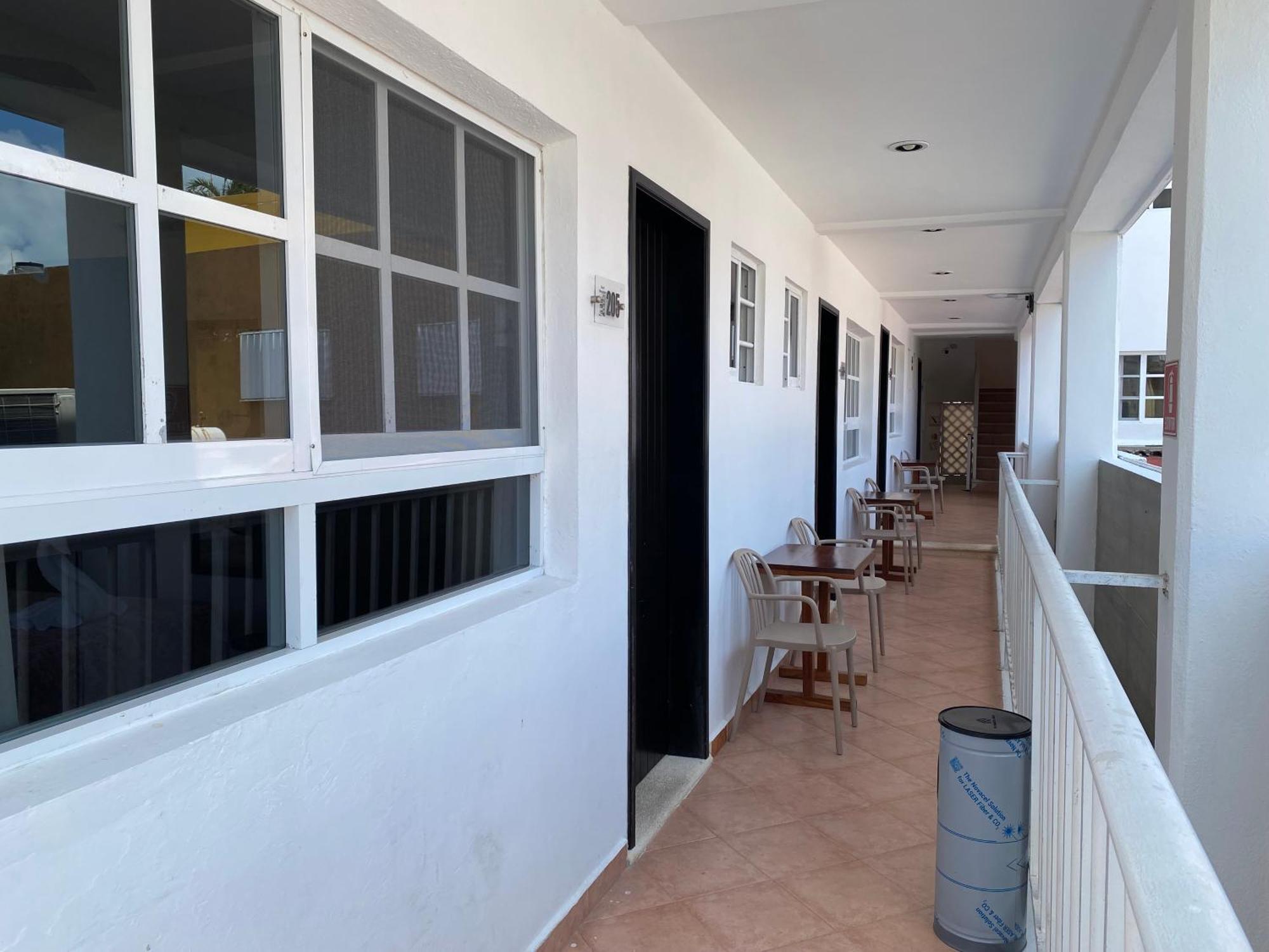 Hotel Marcianito Isla Mujeres Dış mekan fotoğraf